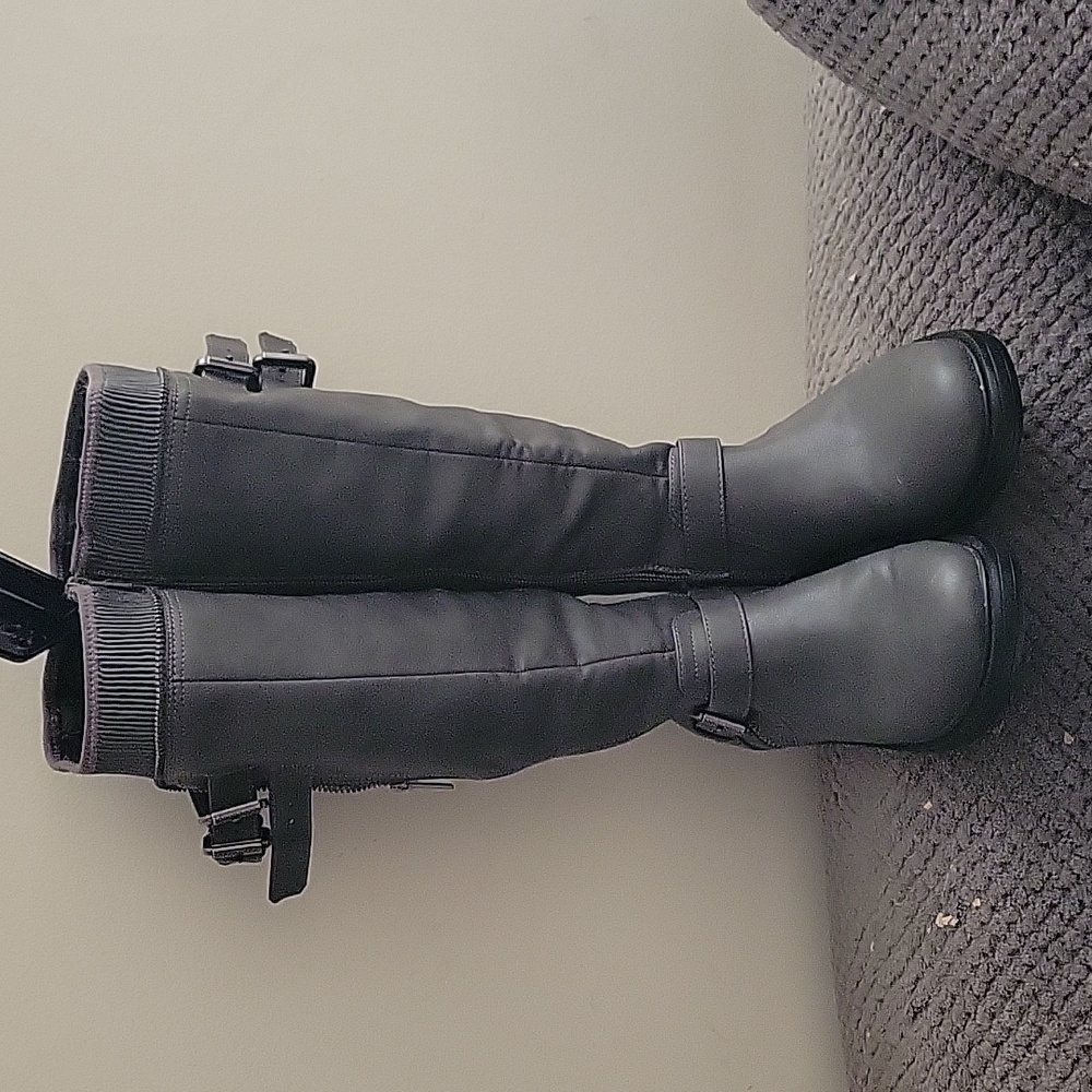 White mountain boots.